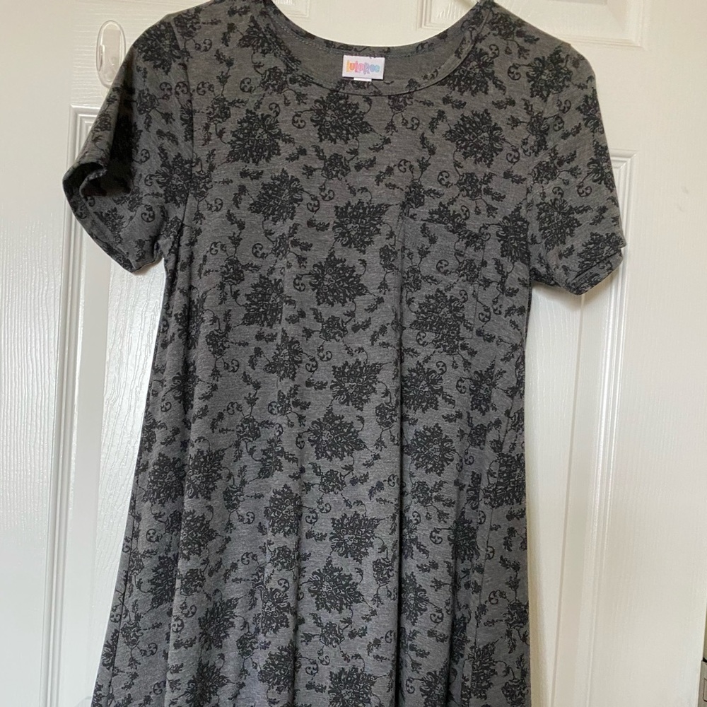 NWOT XS Carly - charcoal gray and black baroque